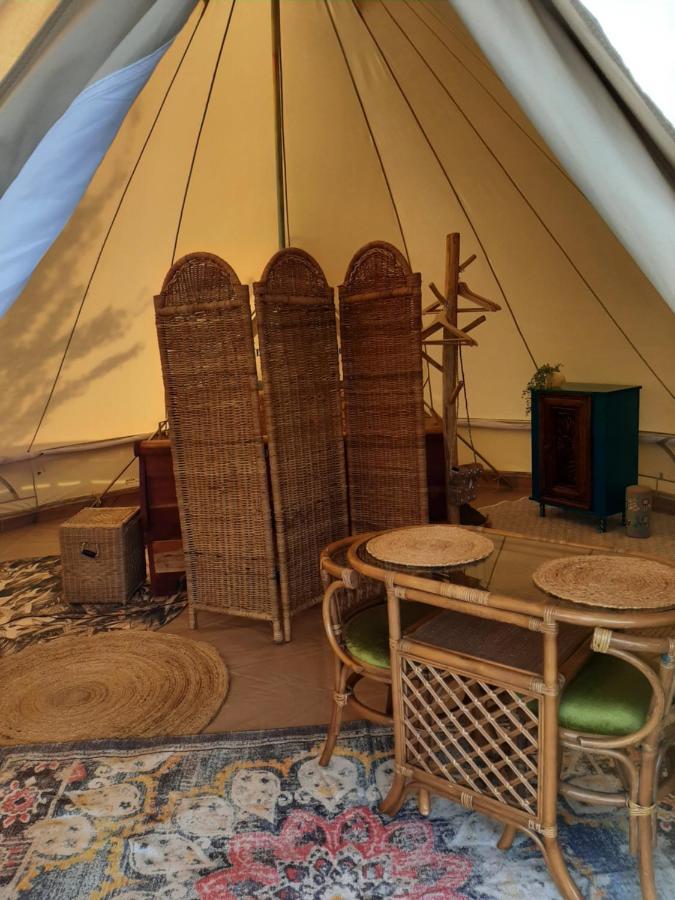 Glamping De Vrije Wind, Tentverhuur Houwerzijl Dış mekan fotoğraf
